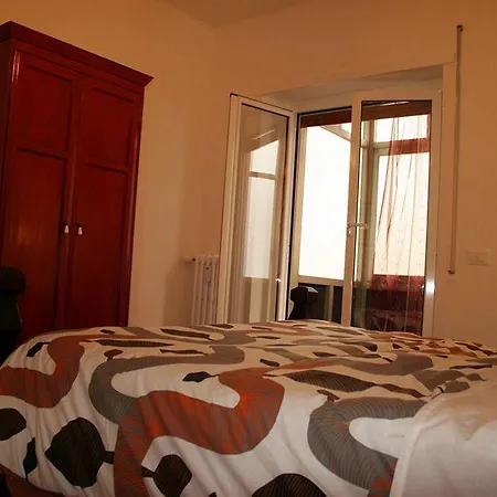 At Bed & Breakfast 2*